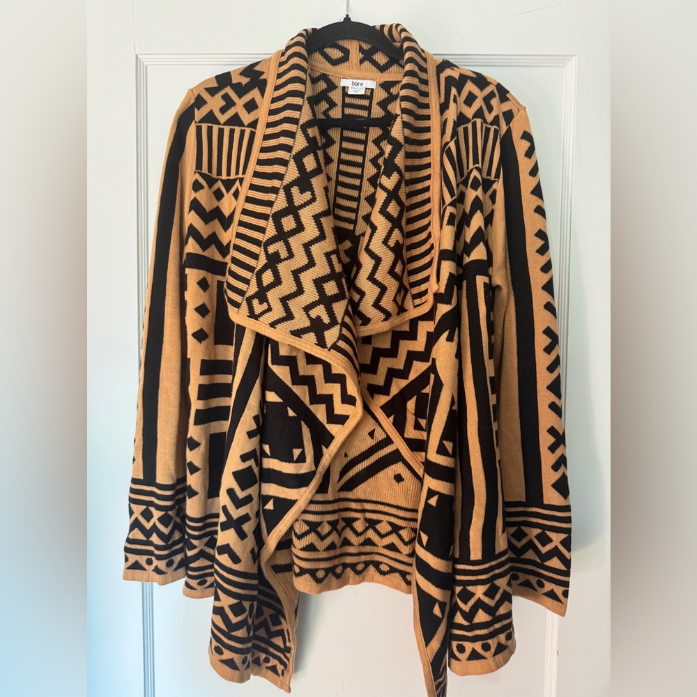 bar III Geometric Patterned Black and Tan Sweater
